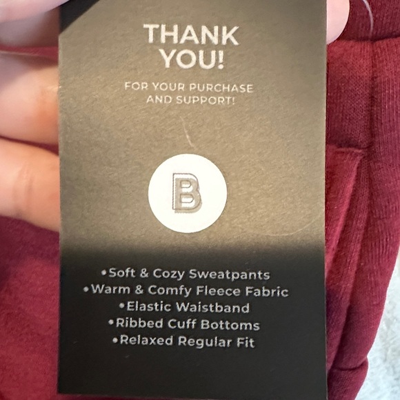 Bottom line ( Amazon) - Woman’s  burgundy Joggers size small - Picture 7 of 9